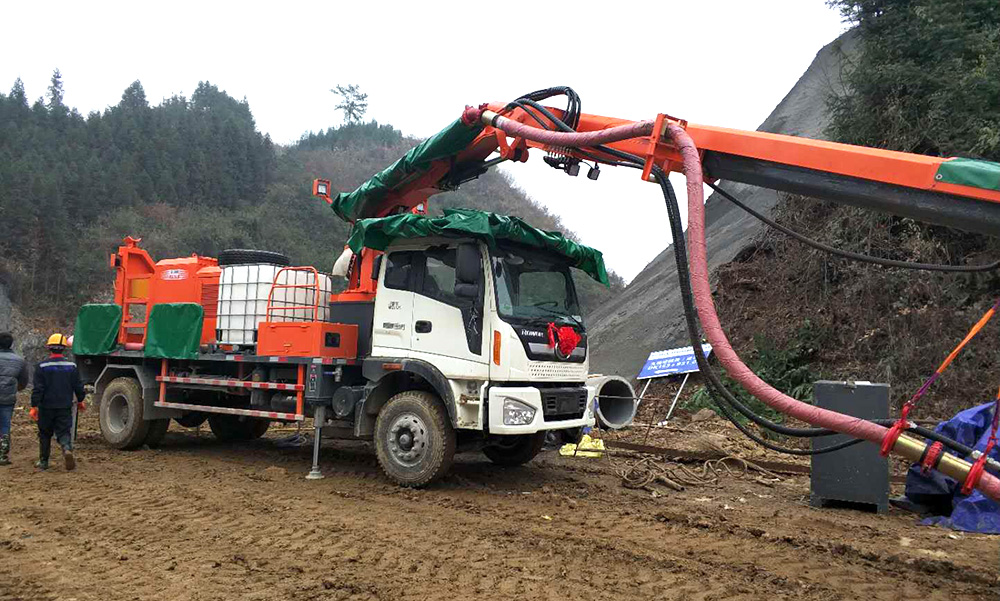 CSP30車(chē)載式濕噴臺(tái)車(chē)